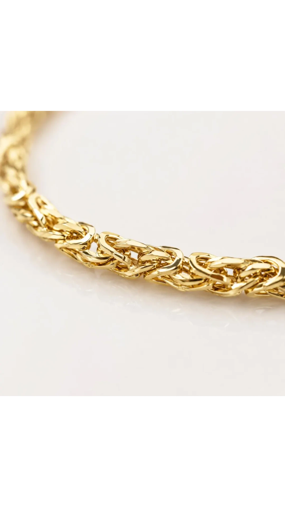 18K Yellow Gold Necklace product view 4