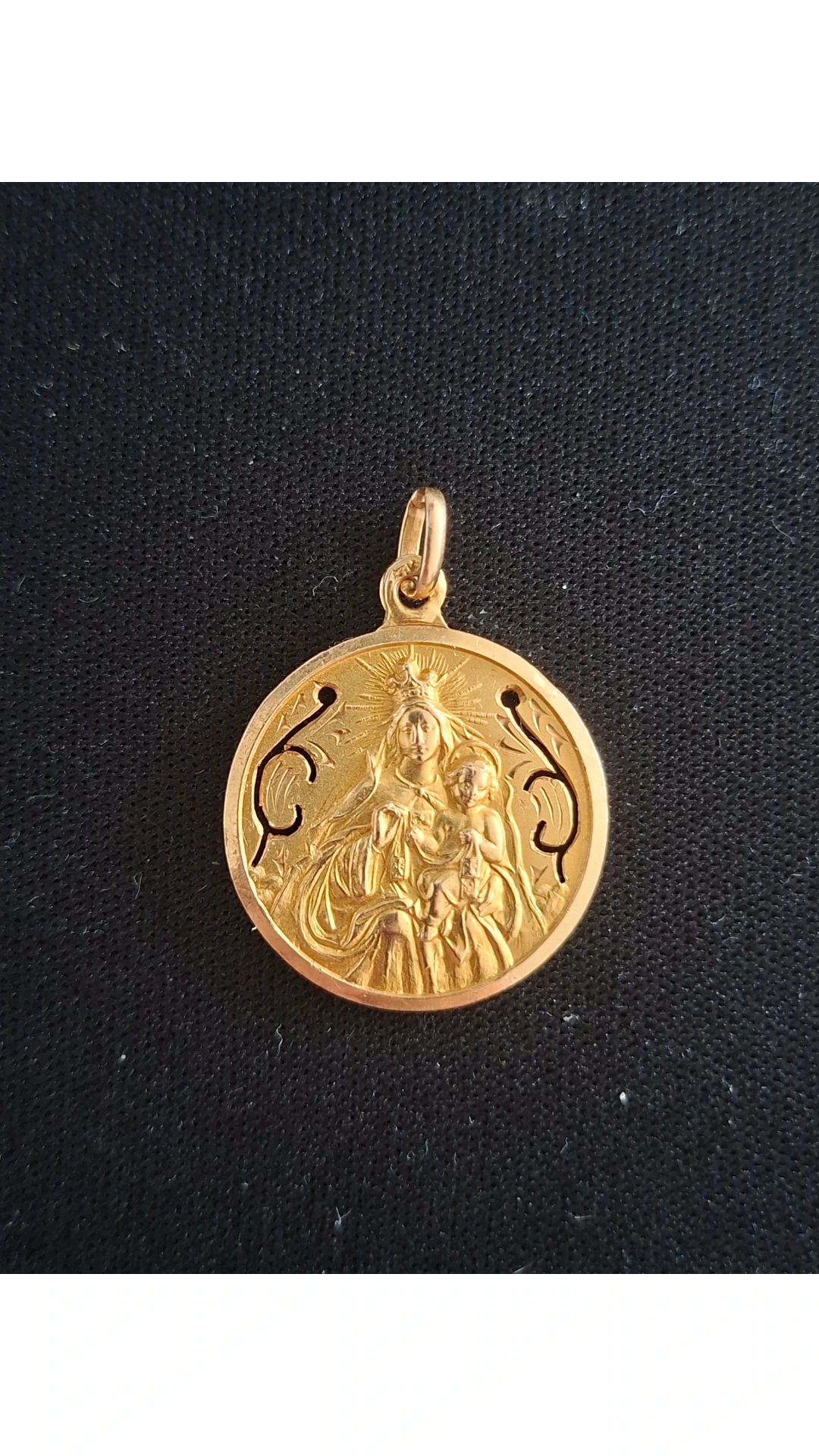 Geloof 18K Yellow Gold Hanger product view 5